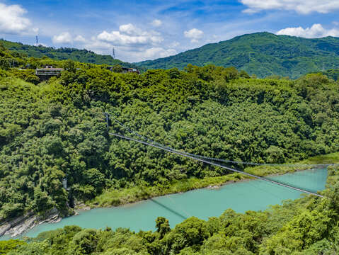 Yixing Suspension Bridge(義興吊橋)