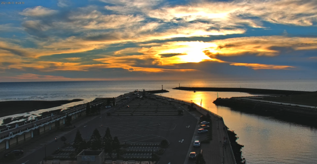 夕陽映照永安漁港