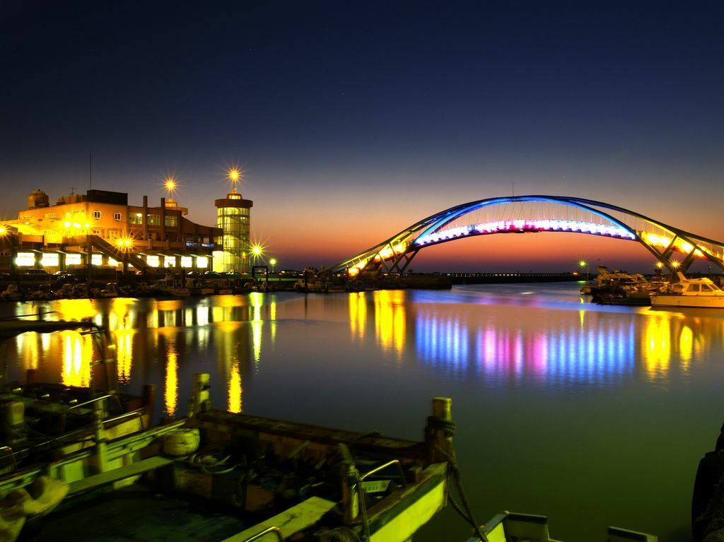 Romantic Tour along the Azure Coastline (蔚藍海岸線的浪漫之旅)
