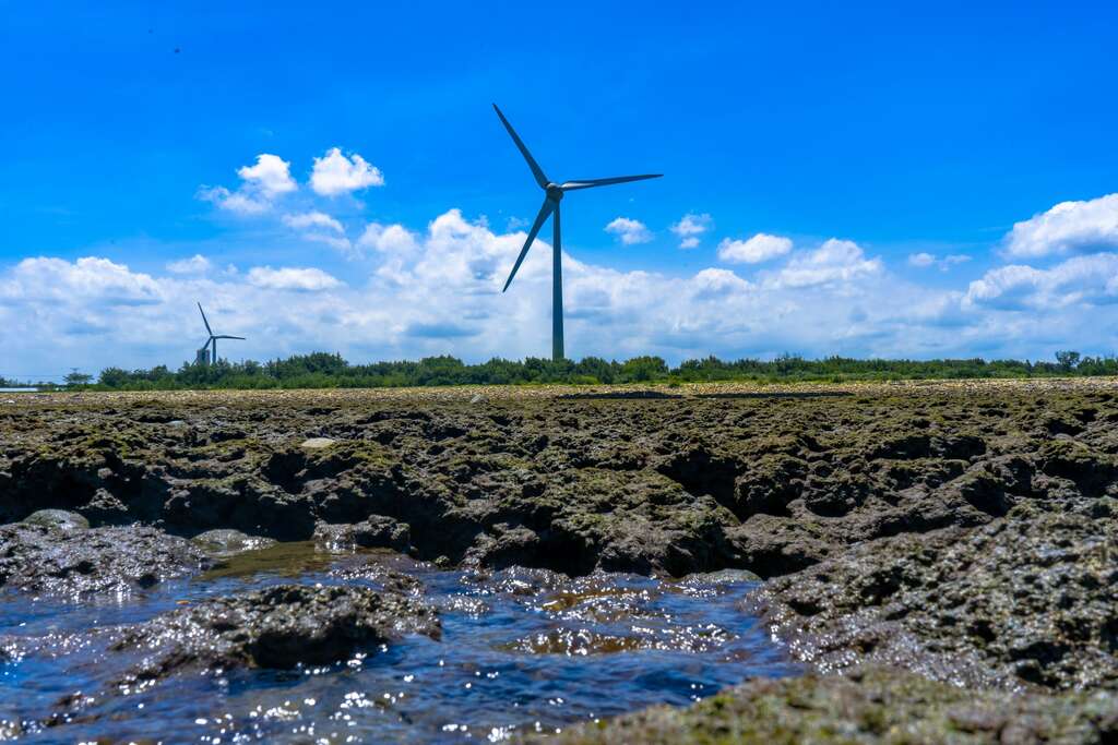Xinwu: Explore the Oceanic Hakka Culture at the stone weirs